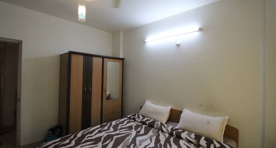 Honey Hospitality Service Apartments Aundh, Pune 4